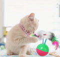 Juguete Interactivo para Gatos Tipo Tentetieso con Ratón de Peluche y Plumas