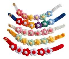 Gargantilla Collar Tejido en Crochet con Flores de Lana para Gatos y Perros Pequeños