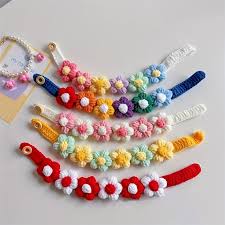 Gargantilla Collar Tejido en Crochet con Flores de Lana para Gatos y Perros Pequeños